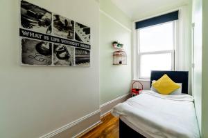 Venture Hostel