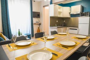 Monkey 2 SALLES BAIN et 1 WC hypercentre 6 pers