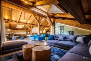 Ski in ski out Le Moulin charming duplex just 50 m from Princesse gondola Megève - Ormaret