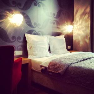 Double Room room in Hotel De La Mer