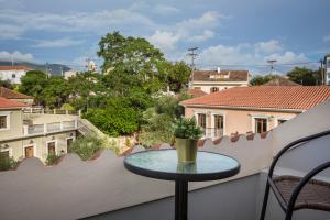 Balhambra Suites - Adults Only