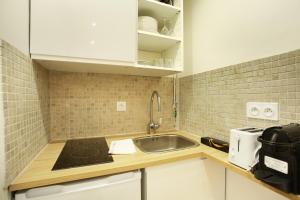 Rent a Room - Tracy apartment