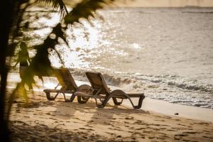 Victoria Beachcomber Resort & Spa