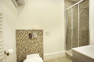 Rent a Room - Tracy apartment