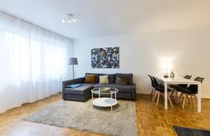Ferienwohnung in Potsdam Babelsberg Nähe Berlin - Bergholz
