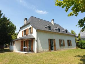 Maisons de vacances La bergerie, maison spacieuse avec grand jardin, vue sur les Pyrenees : photos des chambres