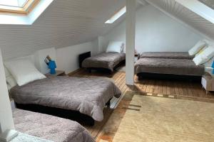 Appartements GITE SAINTE MARIE MADELEINE DOMONT 7 PERSONNES : photos des chambres