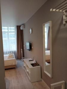 Studio Galaxy 2 floor