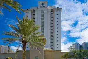 Escapes! To The Shores Orange Beach, A Ramada by Wyndham - Orange Beach