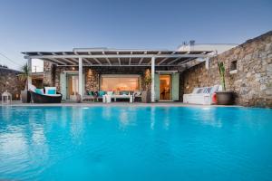 Mando Pool Villas w Sea Views - Five Bedrooms