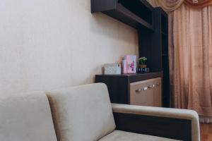 Apart-hotel Centr on street Petropavlovskaya 2 room