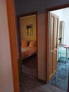 B&B / Chambres d'hotes La Maison Rouge : Suite 2 Chambres