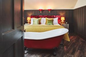 Deluxe Double Room with Bath room in No.26 By The Sea