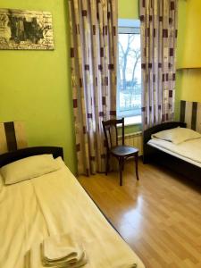 Double or Twin Room with Shared Bathroom room in Old Flat on Nevsky