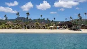 Footprints Beach Resort - Sampong