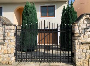 Приватний будинок