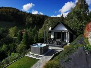 Malinowy Zakątek - Malinka