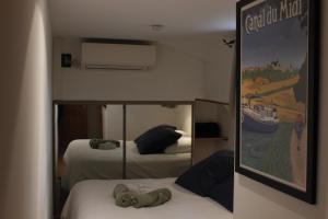 Bateaux-hotels peniche Le Black Mountain : photos des chambres