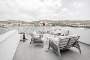 Million Sunsets Luxury Apartments