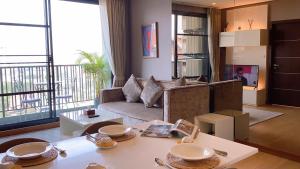 luxury high floor loft pool condo with 2 bedrooms