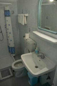 Kouki Maria Rooms Sifnos Greece
