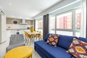 Lujan Deluxe Suites by Valcambre