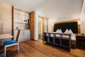 Apartment (2 Adults) with Balcony room in Aparthotel Rubinius