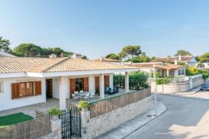 Villa Bugambilia