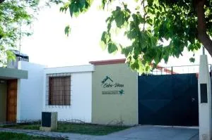 ENTRE VIÑAS - Eugenio Bustos