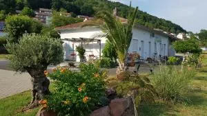 Travelers Home - Hasloch