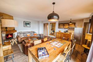 Chalet La Perle de L'Oisans - Appartements d'Exception : photos des chambres