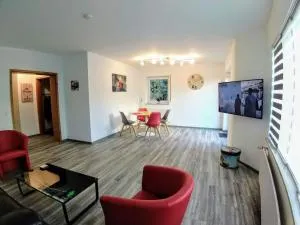 EXKLUSIVE Ferienwohnung mit Terasse und Garten in Einbeck, Zentrum! NEU!! - Hullersen