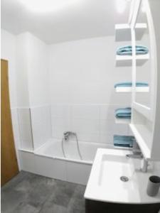 EXKLUSIVE Ferienwohnung mit Terasse und Garten in Einbeck, Zentrum! NEU!!