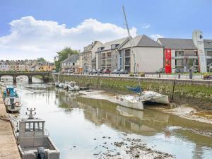 Maisons de vacances Serene Holiday Home for Family in Normandy with Garden : photos des chambres