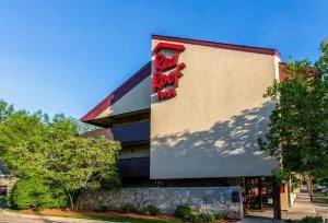 Red Roof Inn Minneapolis - Plymouth - Wayzata - كون رابيدز