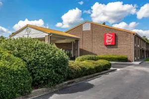 哈兹维尔红屋顶酒店 - 西尔韦尼亚