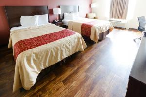 Deluxe Double Room with Two Double Beds - Non-Smoking room in Red Roof PLUS+ Danville KY