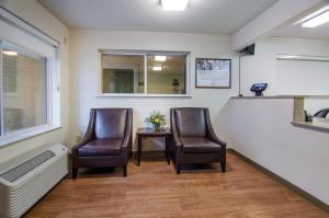 Suburban Studios Winston Salem-University Parkway