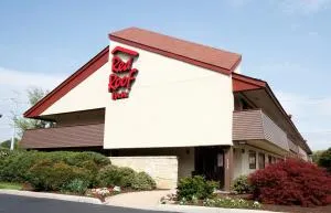 Red Roof Inn Detroit - Farmington Hills - Whitmore Lake