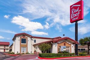 Red Roof Inn Houston East I-10 in Houston