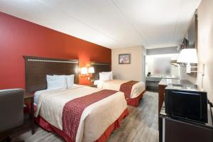 Deluxe Double Room with Two Double Beds - Non-Smoking room in Red Roof Inn Jackson Downtown - Fairgrounds