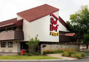 Red Roof Inn PLUS+ Pittsburgh South - Airport - Coraopolis