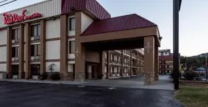 Red Roof Inn & Suites Pigeon Forge Parkway - Townsend