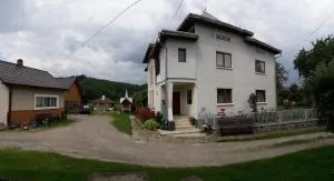 Casa Sandina - Strîmtura