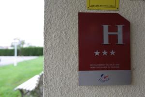 Hotels Hotel The Originals Bernay Acropole : photos des chambres