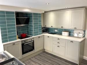 Ewood Cottage *NEW* Exquisite Country Cottage