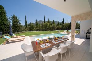 Ionian Trilogy Luxury Villas Kefalloniá Greece