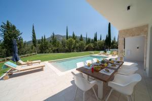Ionian Trilogy Luxury Villas Kefalloniá Greece