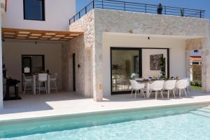 Ionian Trilogy Luxury Villas Kefalloniá Greece