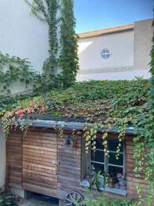 Pension Sunnseitn - Gasthof - Café - Weinkeller
